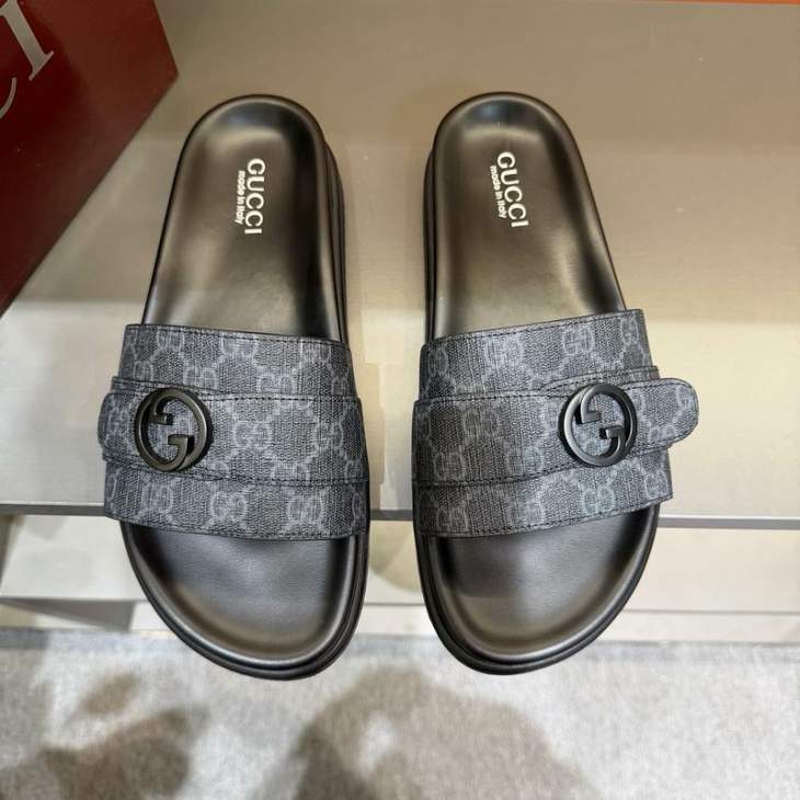 Picture of Gucci Slippers _SKUGuccisz38-45mnq02272389
